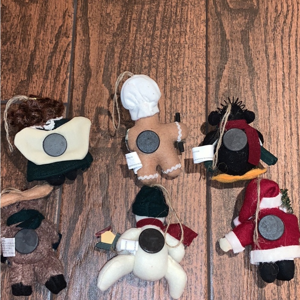 Set of 6 Felt Ornaments with Magnets on Back NEW Never Used - Picture 5 of 5